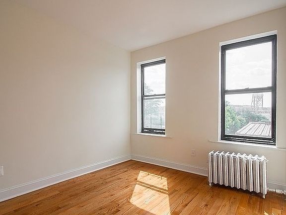 5th image of 2721 Heath Ave APT 2A