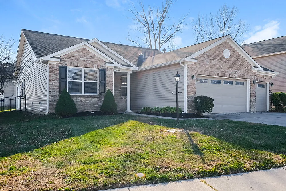 3 bed, 2.0 bath, 1506 sqft, $2,025 — Photo 1