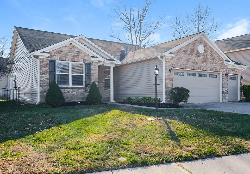10915 Muddy River Rd
