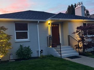 3803 29th Ave W, Seattle, WA 98199