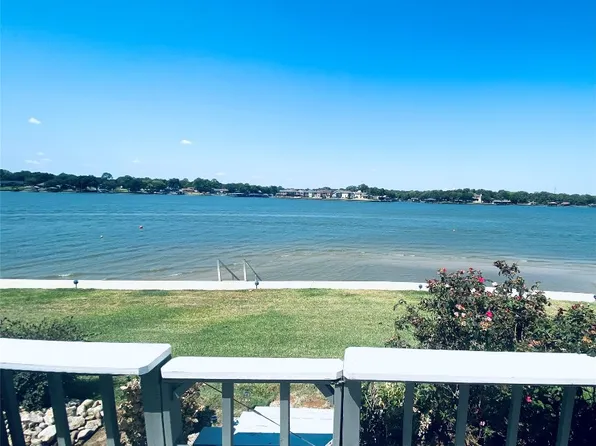 142 Saint Francis Ln, Gun Barrel City, TX 75156