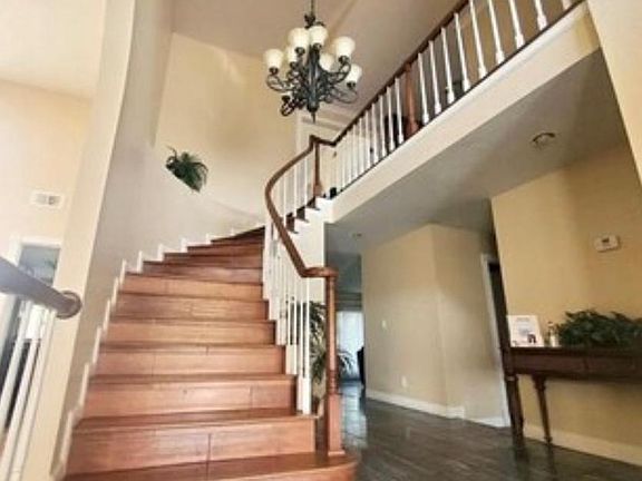 5th image of 1568 Summitridge Dr