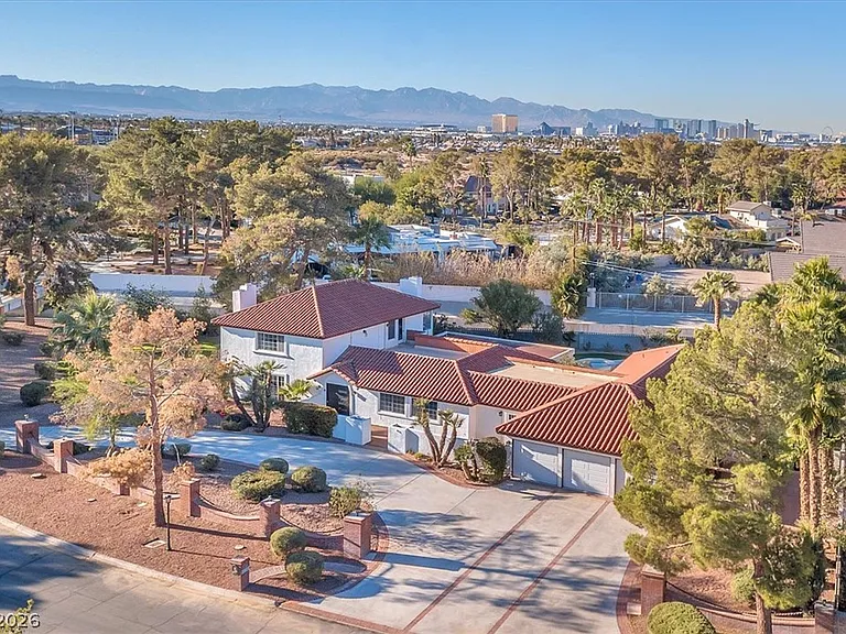 2868 Vista Del Sol Ave — Photo 59