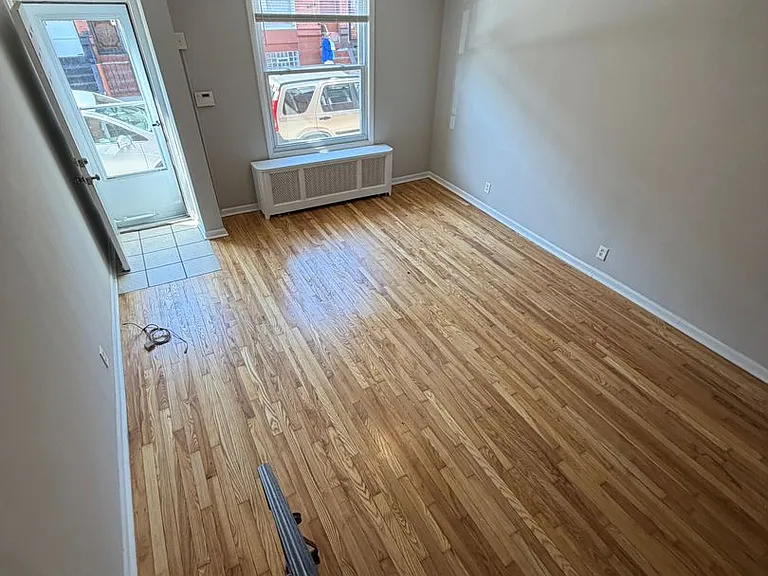 2059 Mercy St — Photo 6