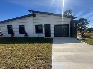 3905 23rd ST S, LEHIGH ACRES, FL 33976