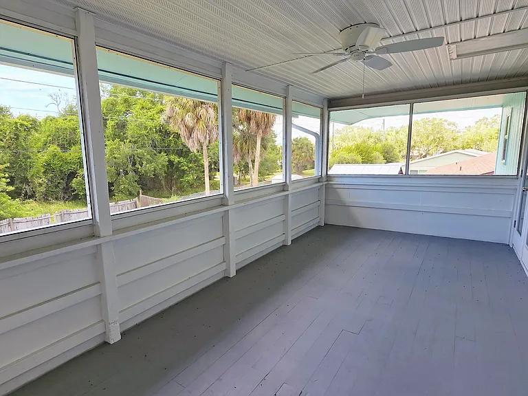 5325 Desoto Pl #B — Photo 4