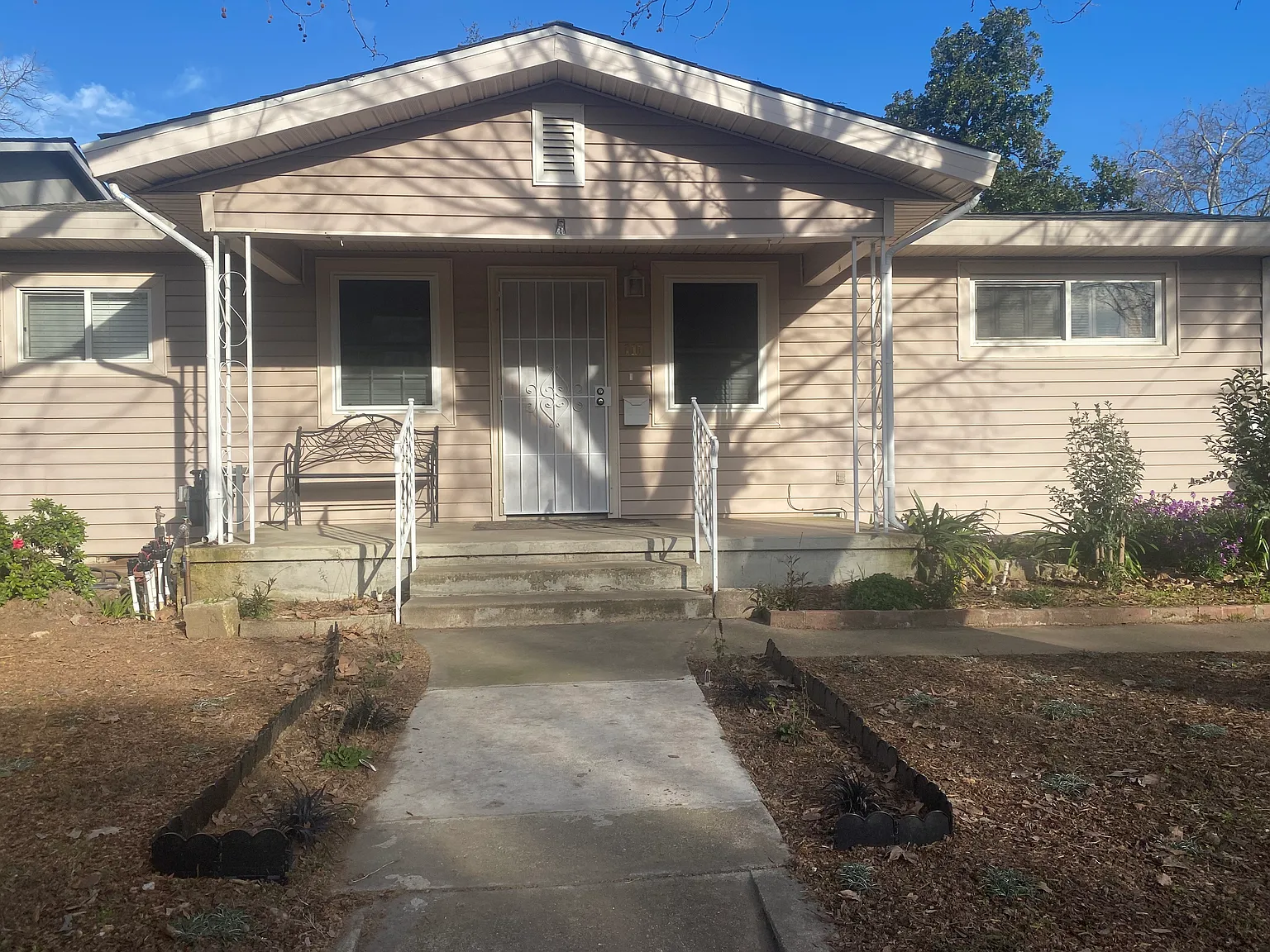 111 Franklin St photo 1
