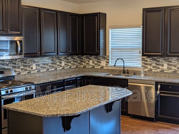 2nd image of 1249 Madison Ln