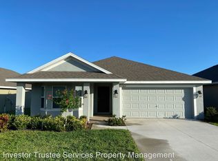 652 Meadow Pointe Dr, Haines City, FL 33844