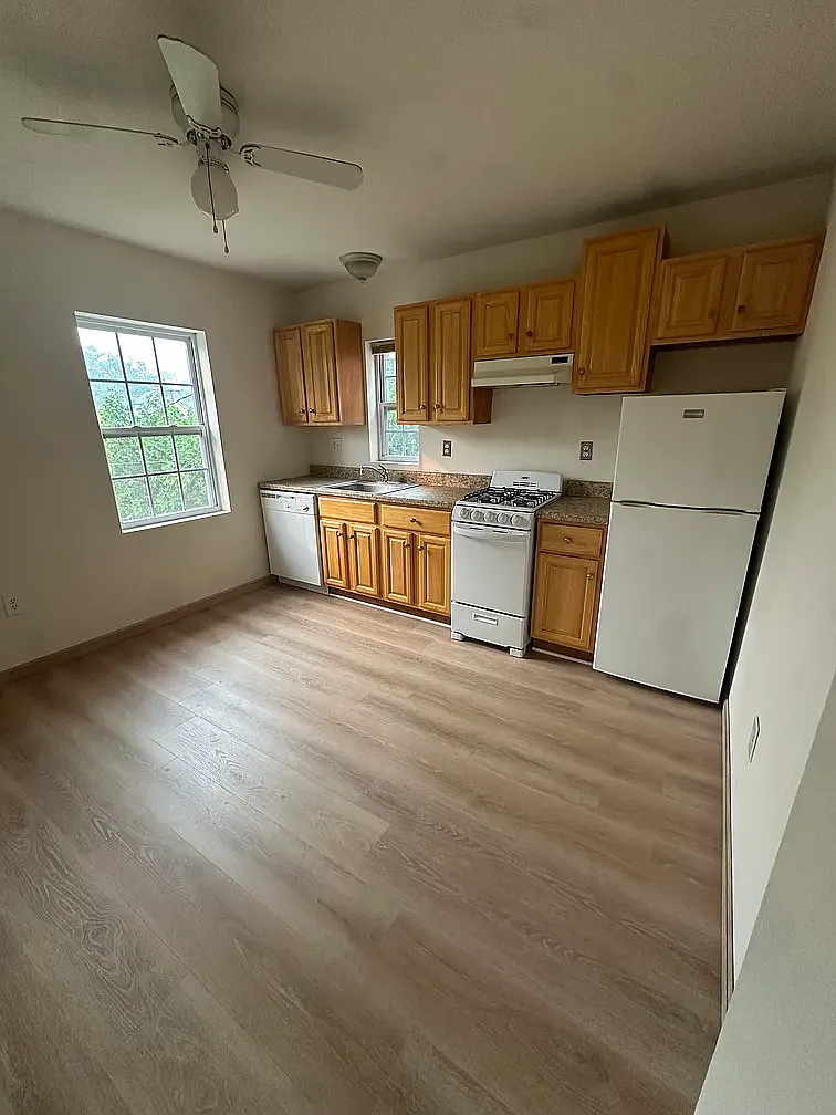Front St, Dunellen — Photo 1