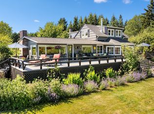 9627 SW Elisha Ln, Vashon, WA 98070