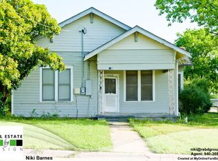 1900 Panhandle St, Denton, TX 76201