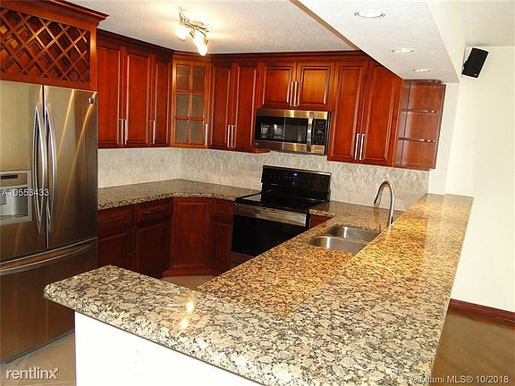 3rd image of 2801 NE 183rd St APT 1410W