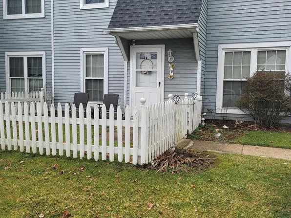 598 S Dove Rd, Yardley, PA 19067