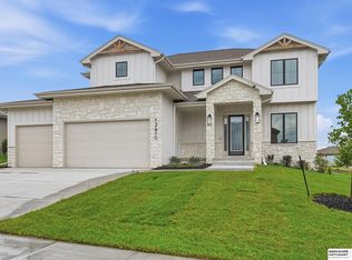 12610 S 79th St, Papillion, NE 68046