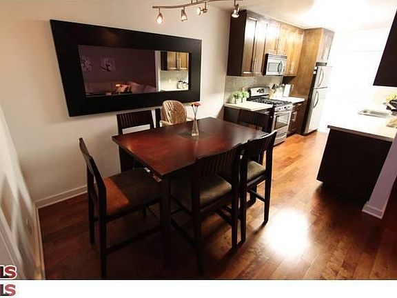 4th image of 811 S Bedford St APT 305