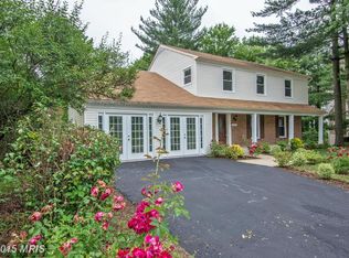 8255 Hornbuckle Dr, Springfield, VA 22153