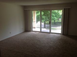 5404 Cresthaven Ln APT 4, Toledo, OH 43614
