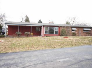 12920 Whippoorhill Ln, Saint Louis, MO 63128