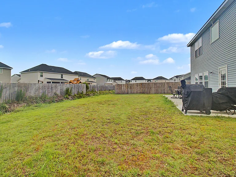 14 Herty Ln — Photo 34