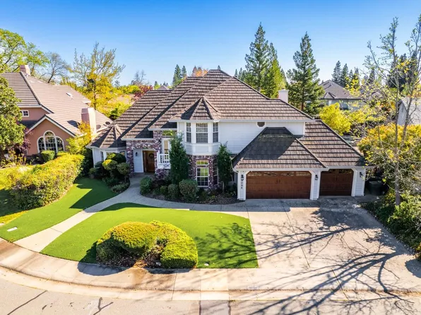 9084 Approach Ct, Fair Oaks, CA 95628