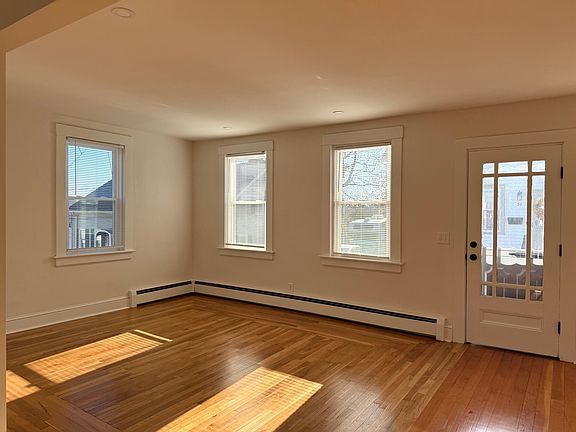 2nd image of 35 Nobile St #B