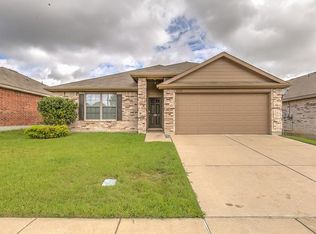 1048 Grand National Blvd, Fort Worth, TX 76179