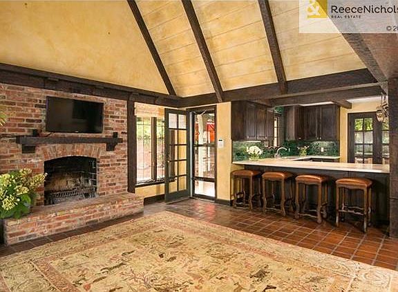 5th image of 1005 Brentwood Cir