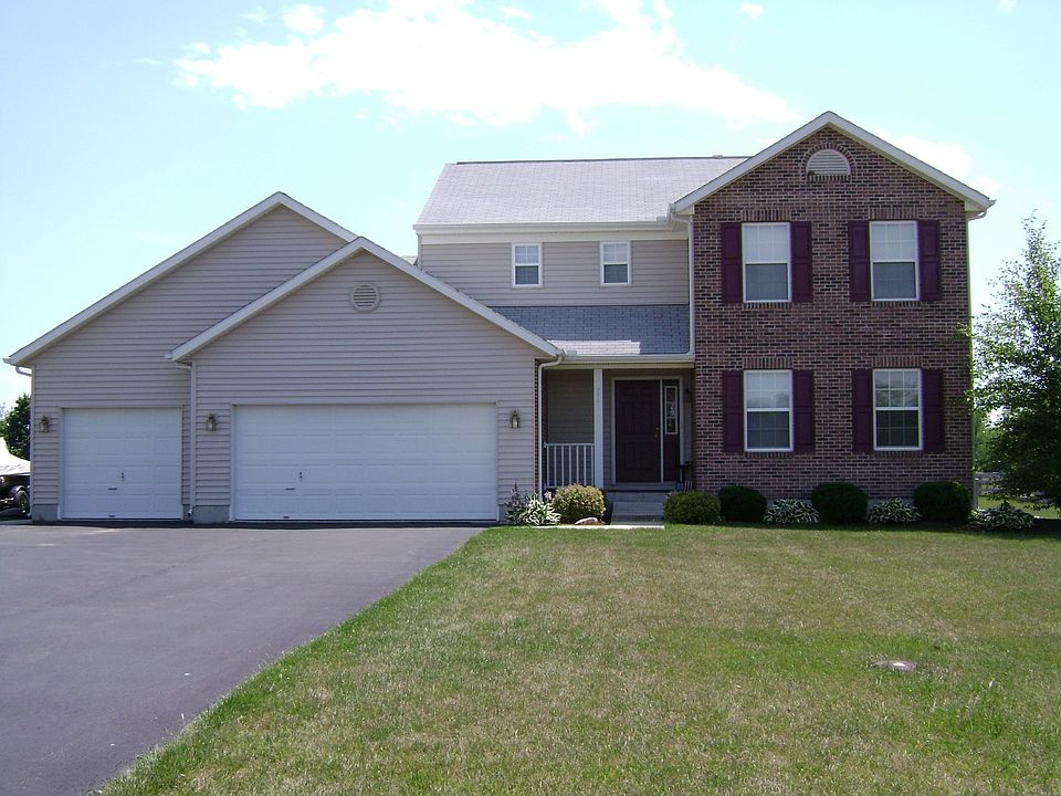 Welcome to 275 Magnolia Dr. Clearcreek Township/Lebanon Ohio