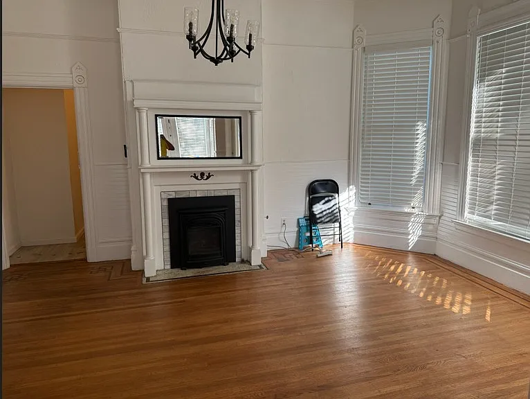 1712 Filbert St — Photo 7