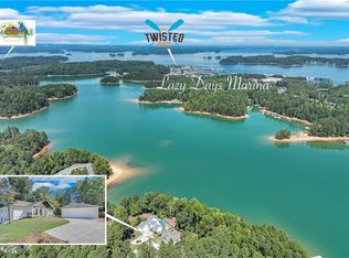 6093 Shadburn Ferry Rd, Buford, GA 30518