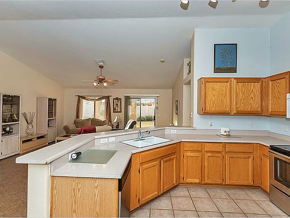 5th image of 521 E Palomino Dr