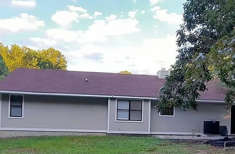 1908 Green Cir — Photo 11