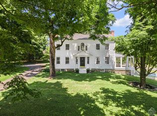 7 Thomas Rd, Chatham, NY 12184