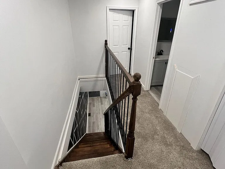 2145 N Dover St — Photo 10