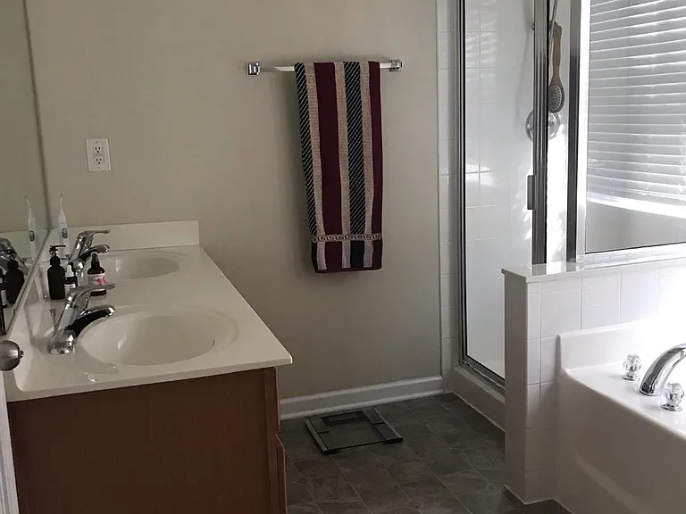6000 Fountainbrook Dr #0 — Photo 8