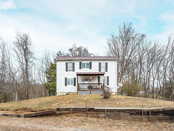 2nd image of 5069 Smith Mountain Lake Pkwy