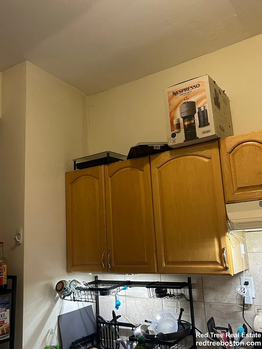 Building Photo - 583 Beacon St #1