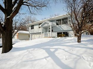 7020 Springhill Cir, Eden Prairie, MN 55346