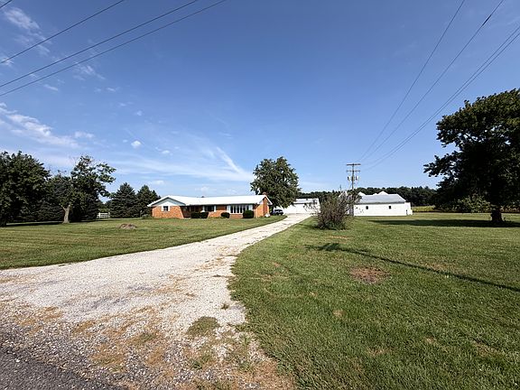 3rd image of 1324 19th Rd