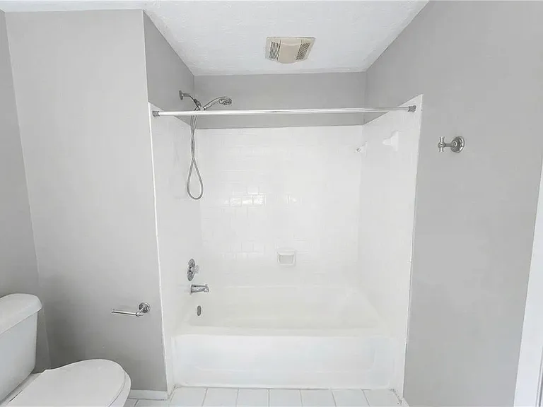 1244 Keys Lake Dr NE — Photo 7