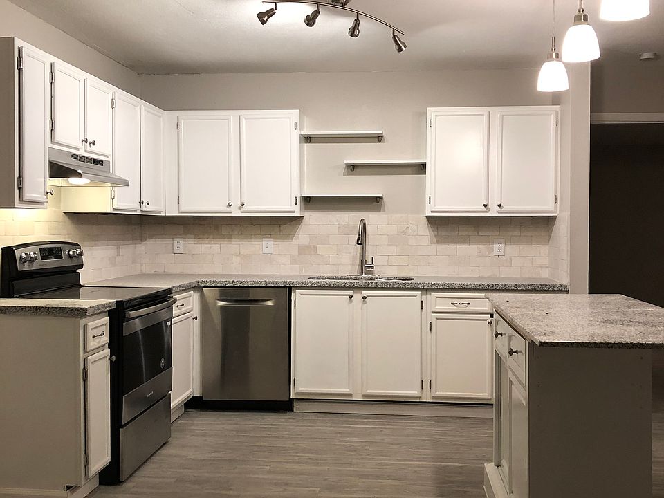 1st image of 7437 Myrtle Trl