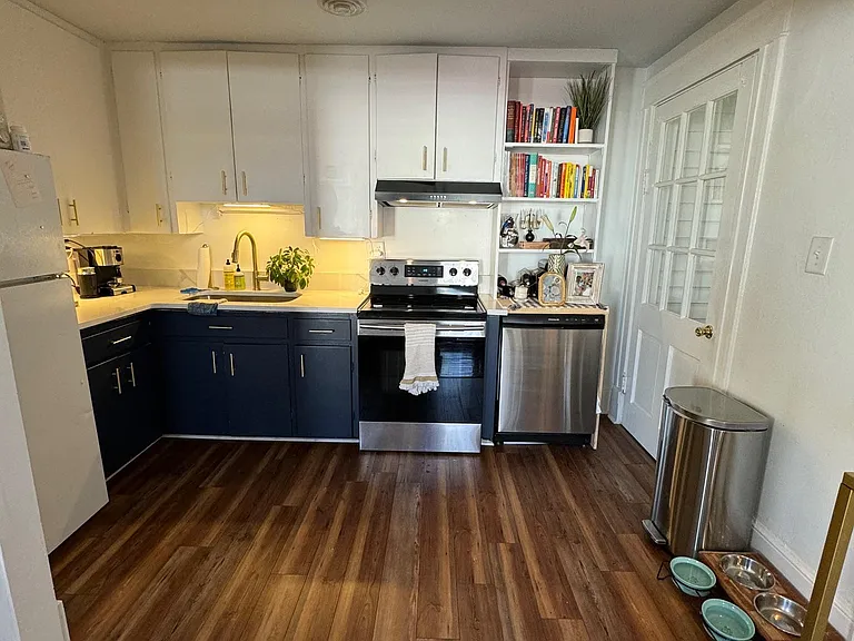 402 Cutler St — Photo 5