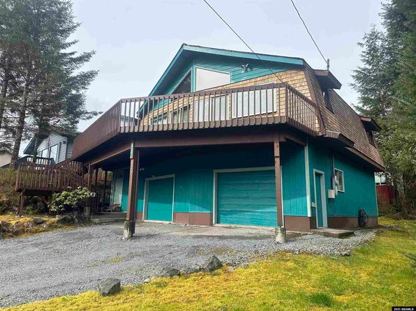 825 Pherson St, Sitka, AK 99835