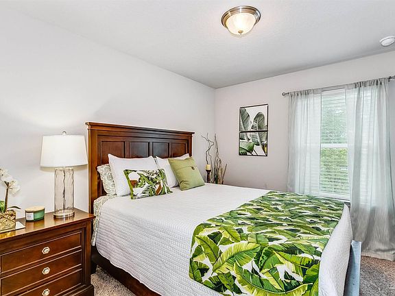 4th image of 6013 Royal Port Ct