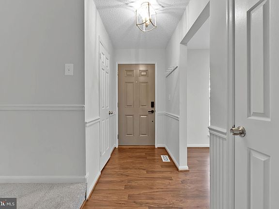 5th image of 4002 Sparrow House Ln