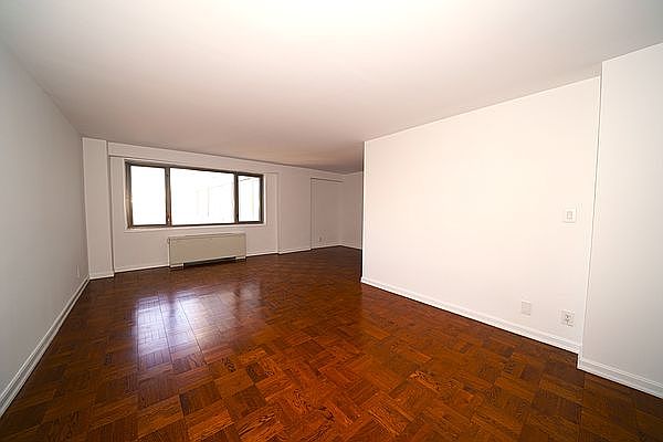 1st image of 160 E 84th St APT 18G