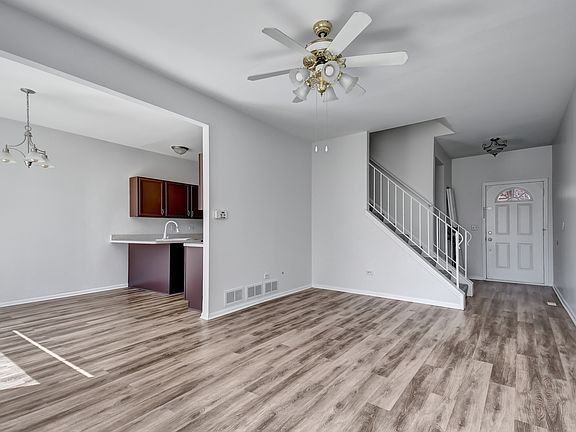 4th image of 18149 Mager Dr #18149