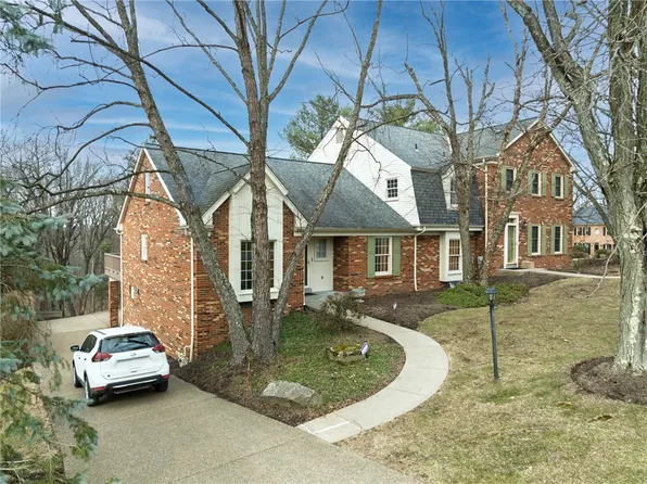 228 Sweet Gum Rd, Pittsburgh, PA 15238
