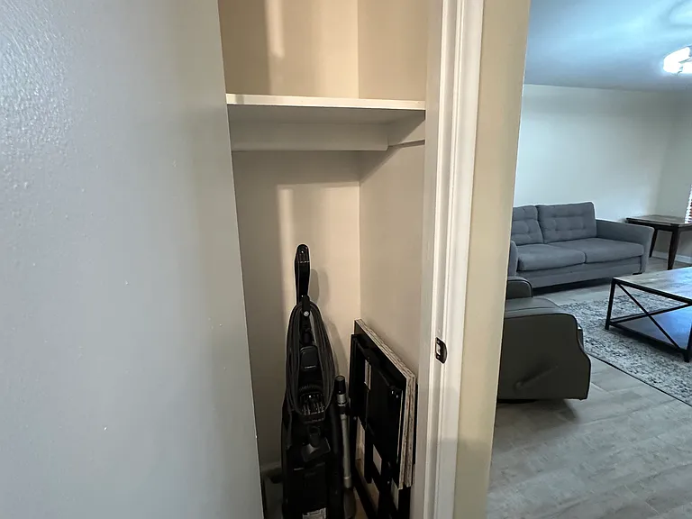 2821 E Presidio Rd — Photo 19